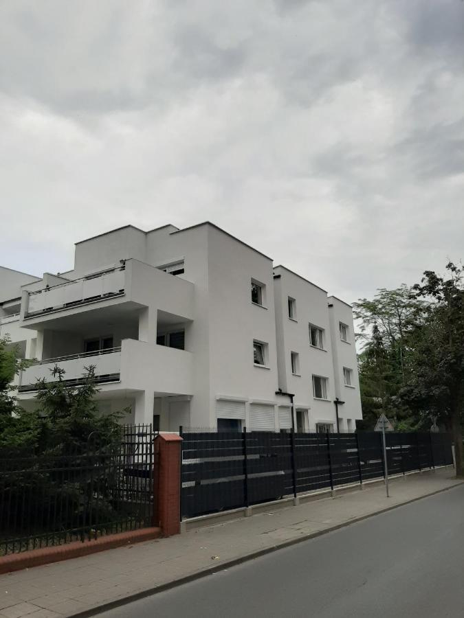 Апартаменти Apartament Emily Свіноуйсьце Екстер'єр фото