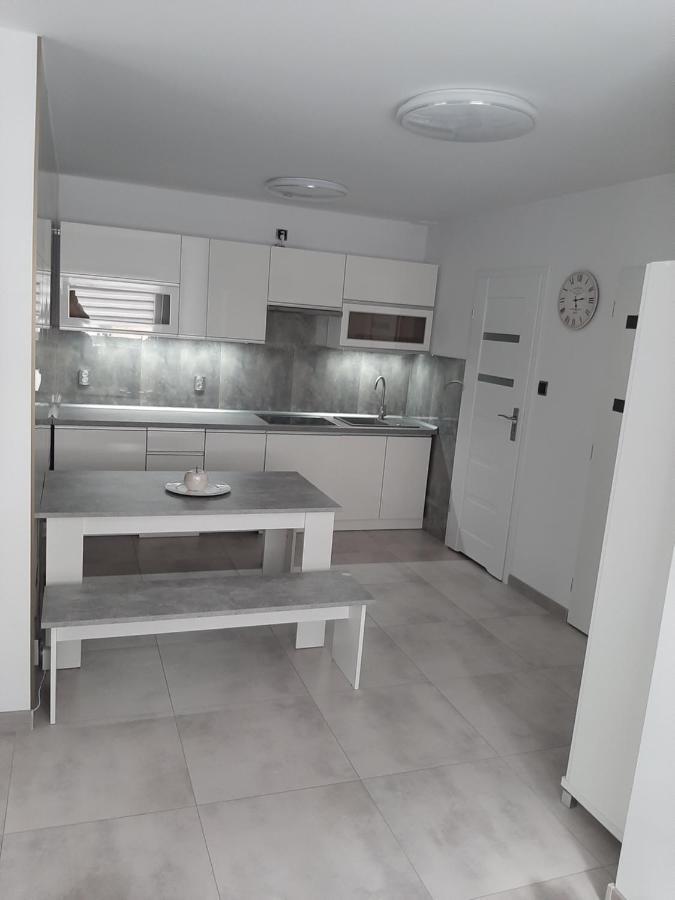 Апартаменти Apartament Emily Свіноуйсьце Екстер'єр фото