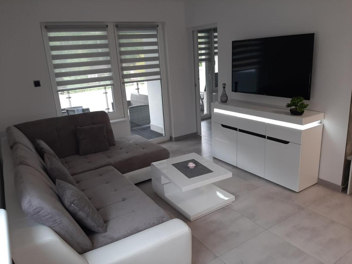 Апартаменти Apartament Emily Свіноуйсьце Екстер'єр фото
